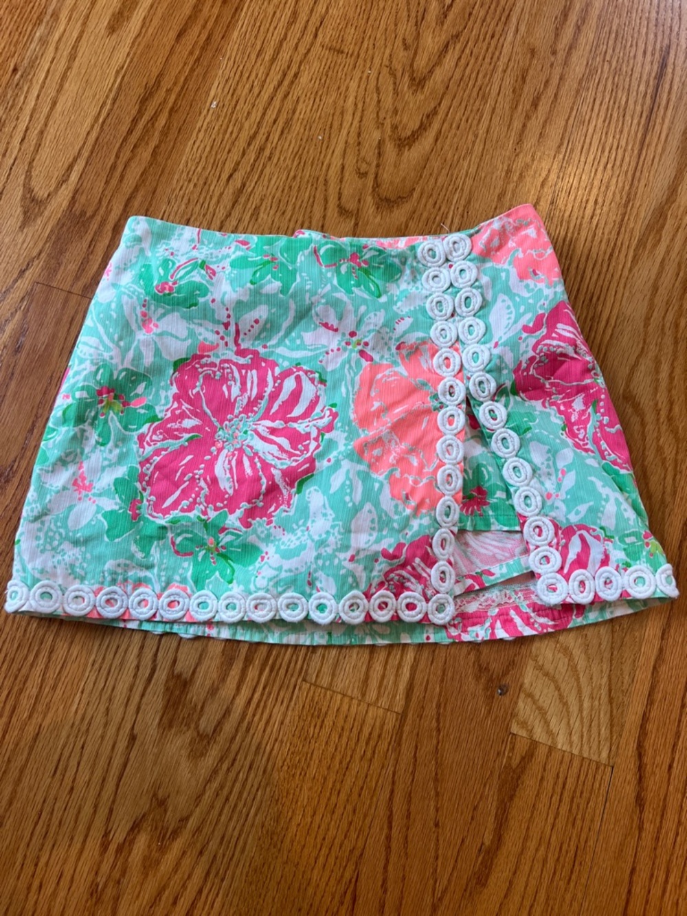 Lilly Pulitzer Mint Green and Coral Floral Skort Preppy 2